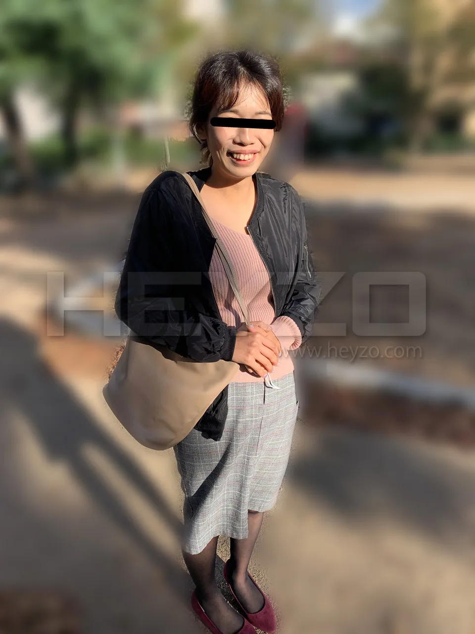 突然ですが！ボクの粗チン見ませんか？～変なバイトでチン金ゲット！～-1