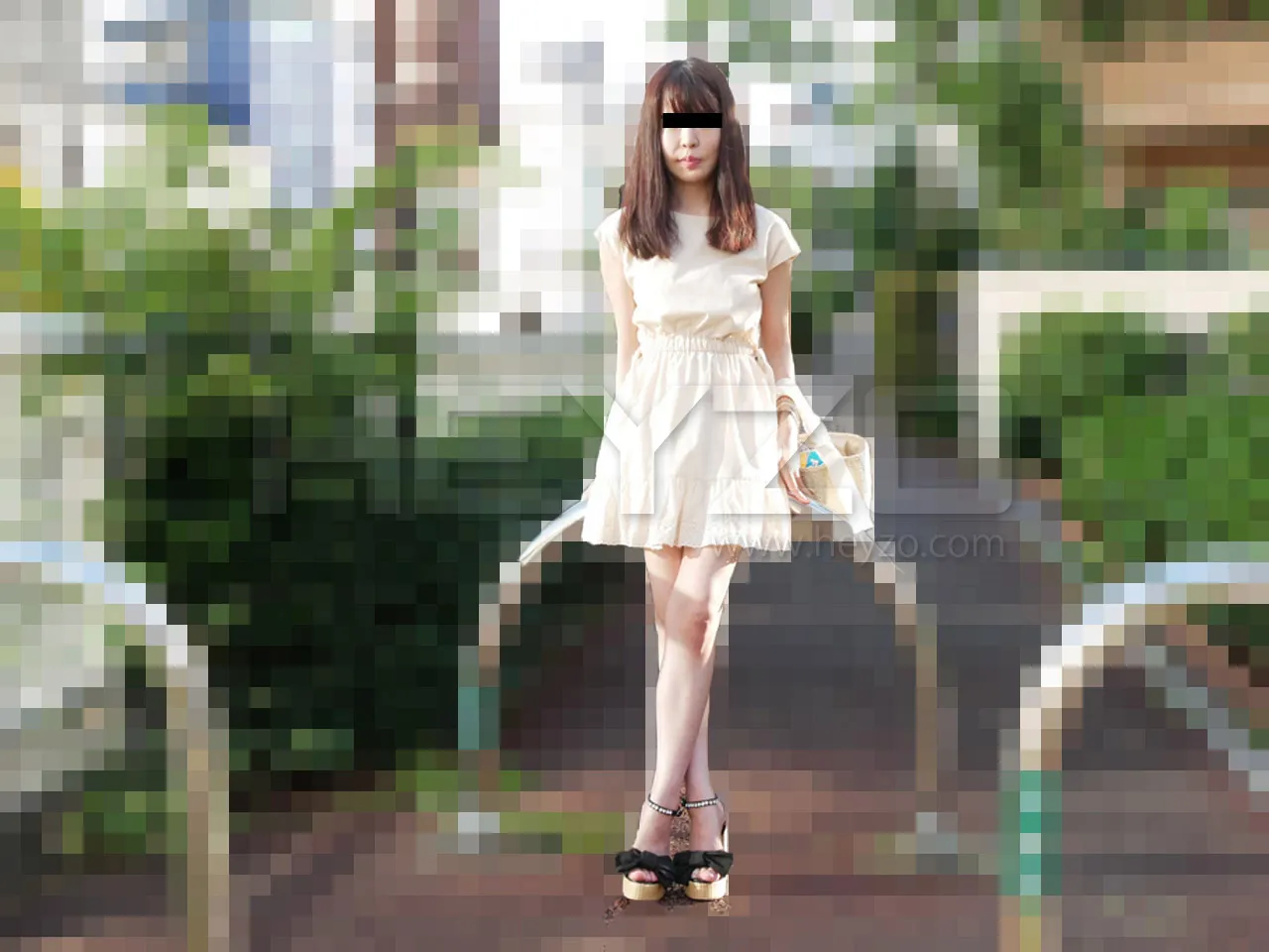 美乳な女友達を新居に誘って喰ってヤリました！-2