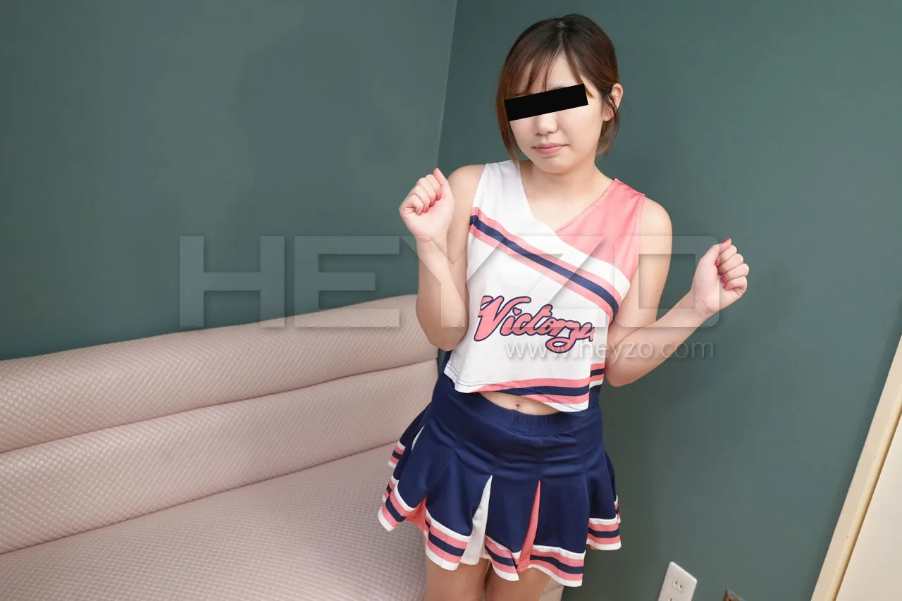 ギャル系色白素人娘をチアガールコスでいただきます！-3