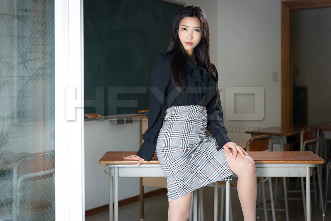 美痴女～淫乱女教師の絶頂指導～-1