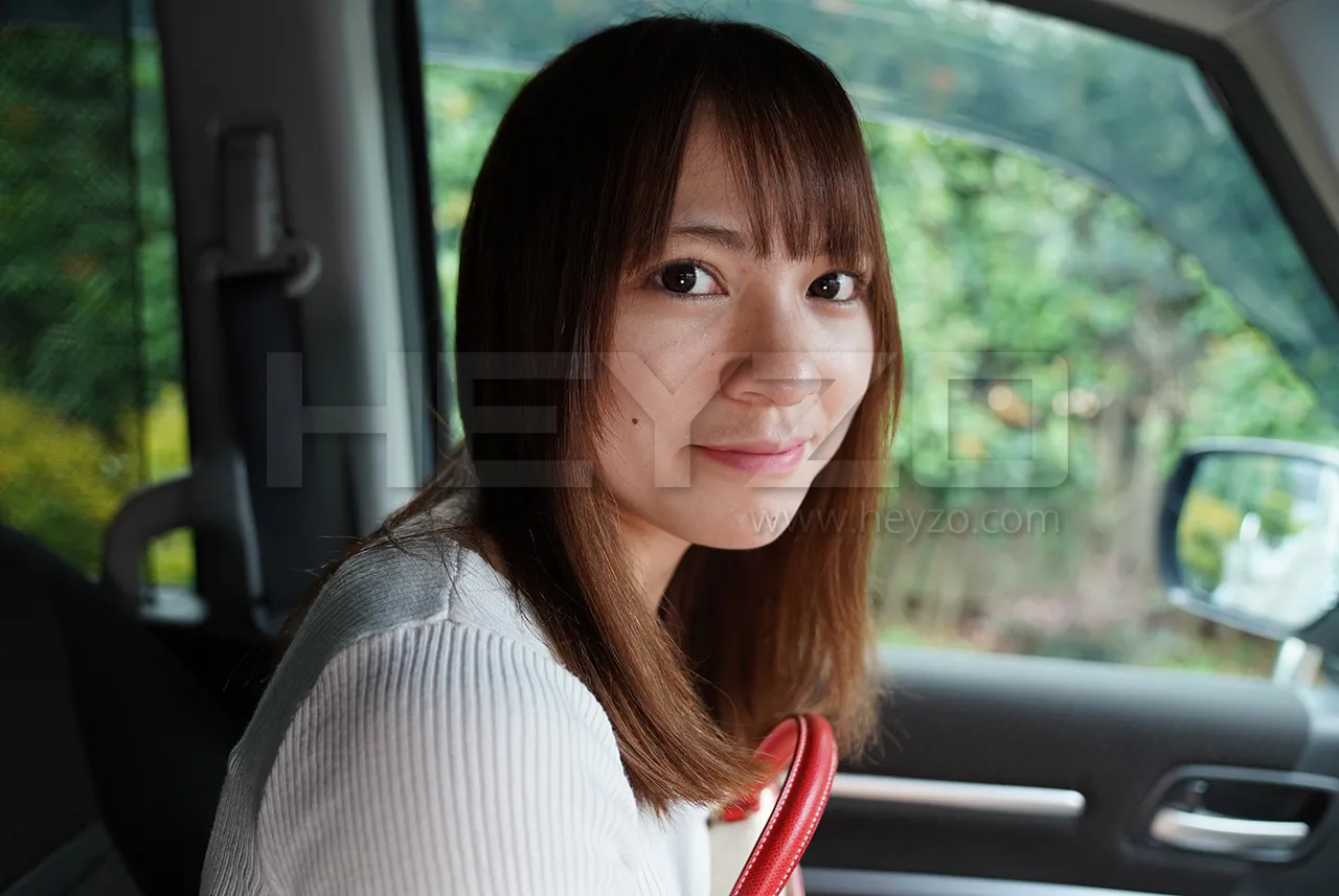 ヤリマンな微熟女をイカせてヤリました！-1