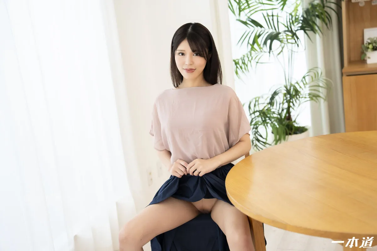 まんチラの誘惑 ~ 高身長Gカップ美人ママ ~-2