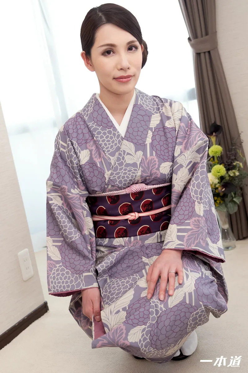 まんチラの誘惑 〜和服姿のヤバい近所の奥さん〜-3