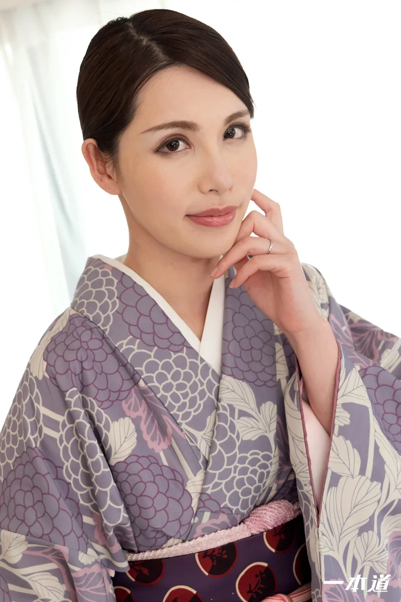 まんチラの誘惑 〜和服姿のヤバい近所の奥さん〜-5