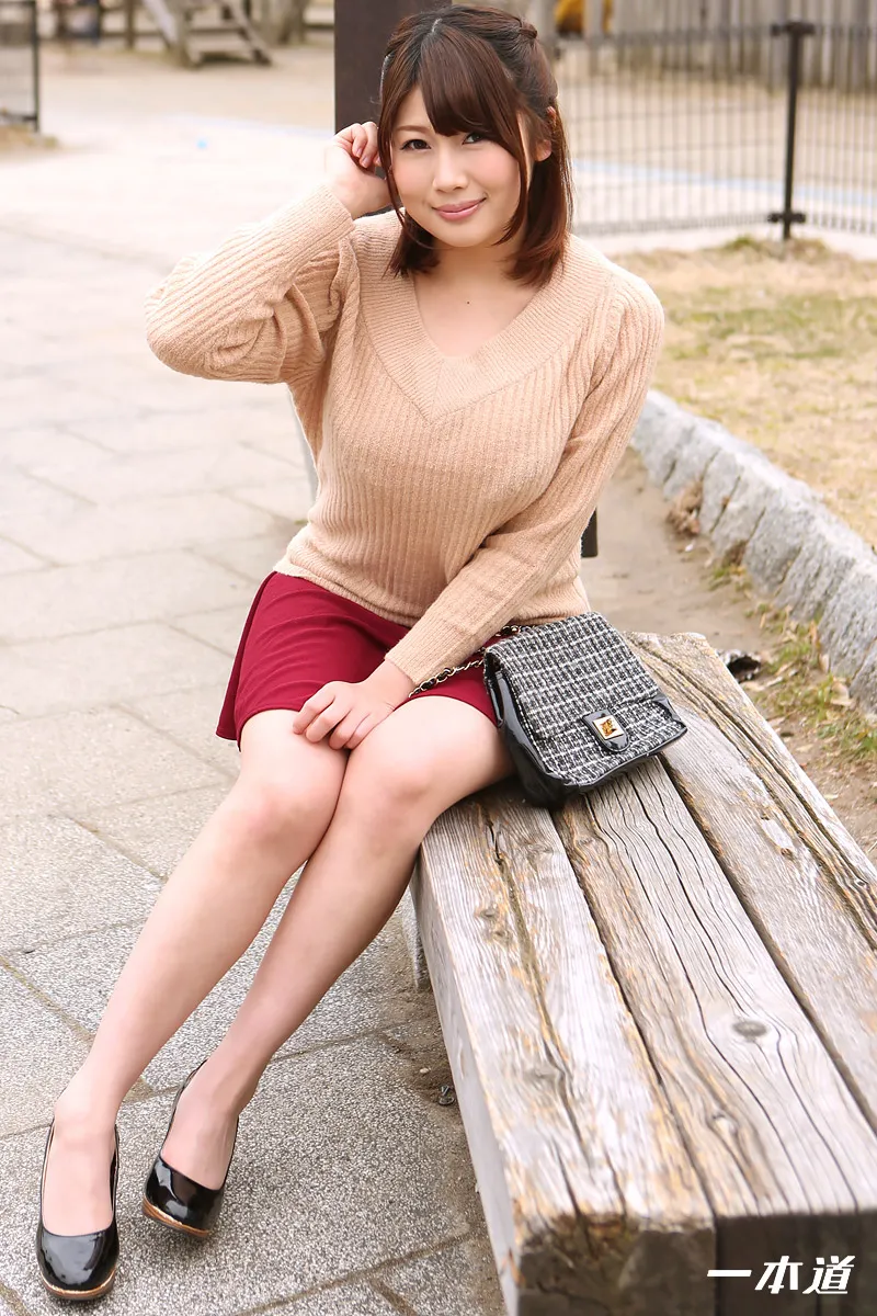 セクシー女優スペシャル版  ~ 霧島さくら 美涼りな ~-1