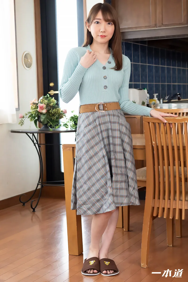 まんチラの誘惑 〜清楚と思っていたママ友はとんでもない痴女だった！〜-1