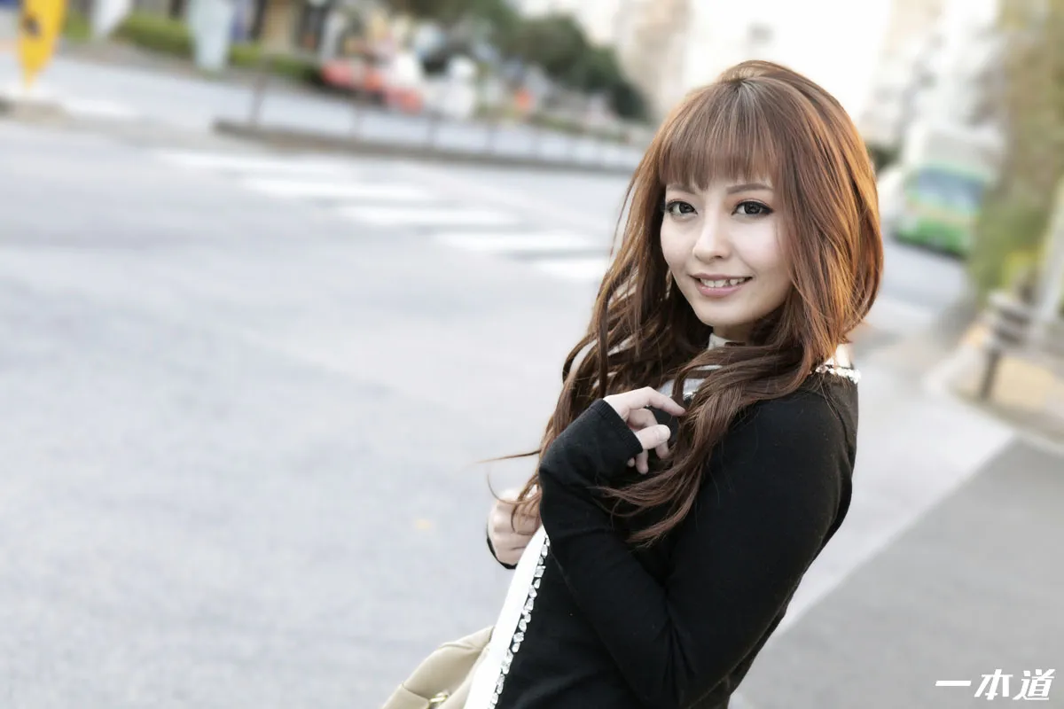 余裕で三連発できちゃう極上の女優 長谷川美裸-1