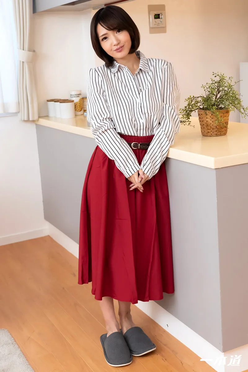 まんチラの誘惑 〜可愛いママ友に魅かれて〜-3