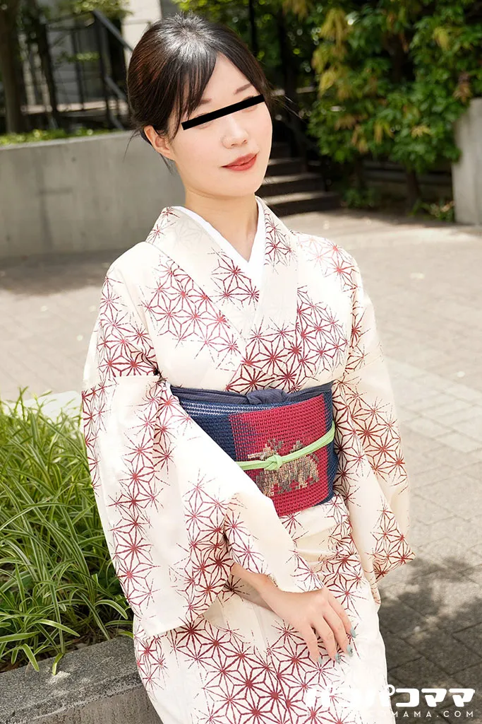 はだけた着物から覗く純白肌のGカップ美熟女をとことんやりまくる-3