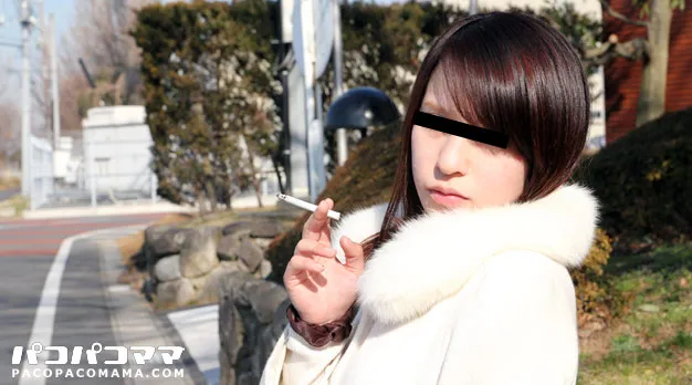 破天荒な人妻と野外ファック