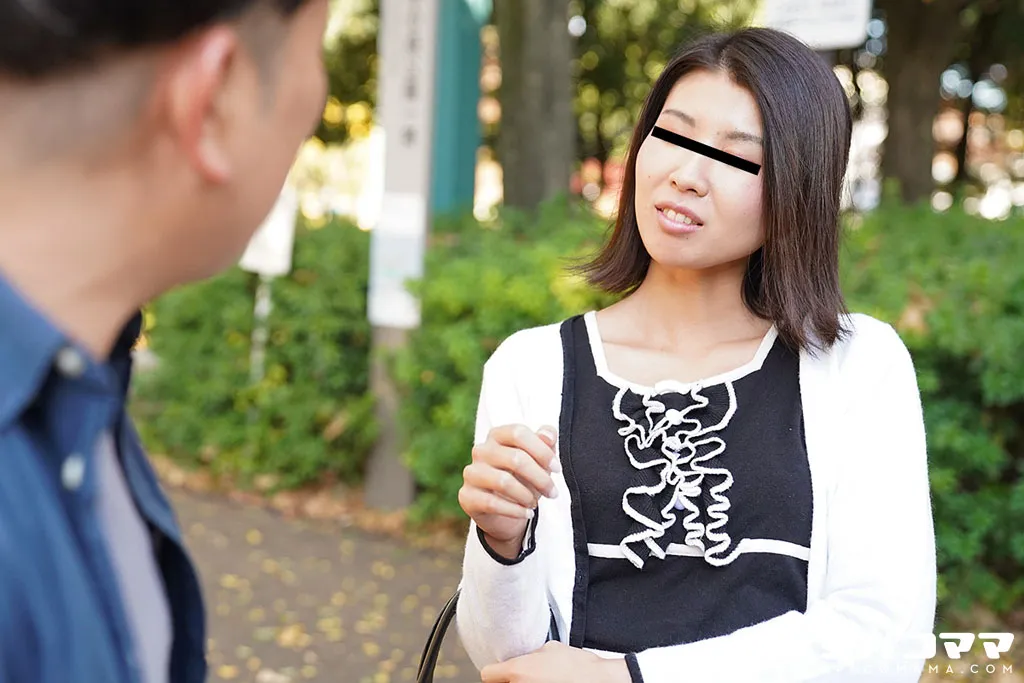 ファッションチェックを口実に素敵な奥様をナンパ！即ハメ！-2