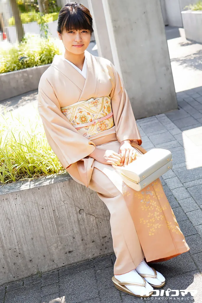 熟女のアナルは締まり抜群！-1