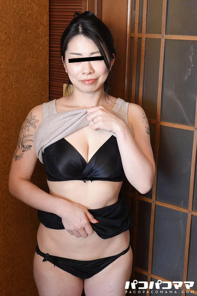 Gカップ美巨乳の熟女をとことんヤりまくる-2