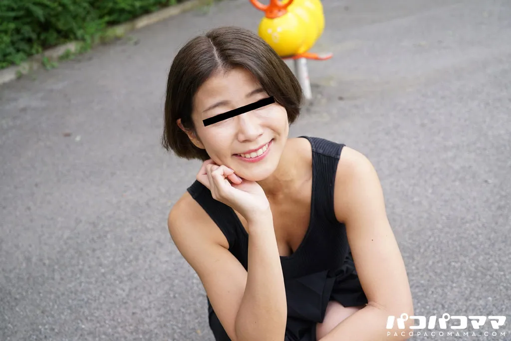 スケベ椅子持参！近所の美熟女から信じられないお裾分けを頂戴しました！-2