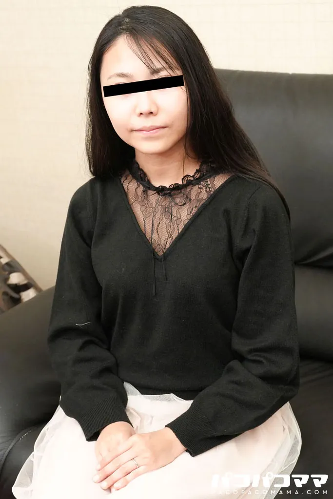 旦那では満足できない性欲旺盛な人妻！-1