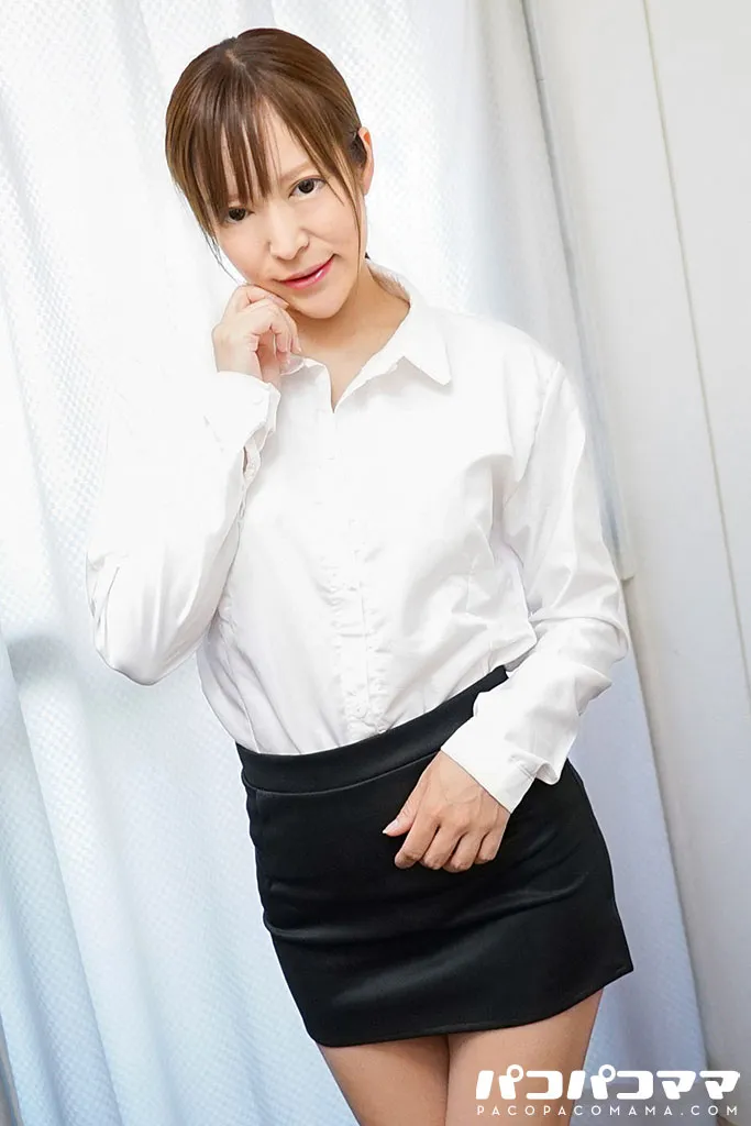 再就職したい就活中の人妻-1