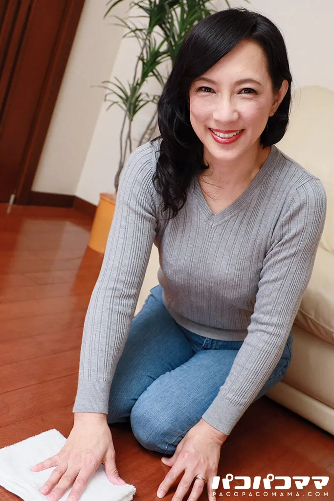 男を惑わすピタパン尻の家政婦-1