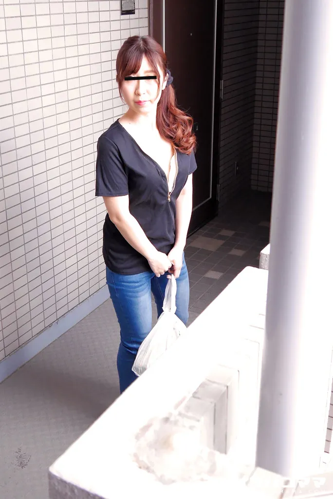 勘違い男に自宅でヤられちゃいました！-1