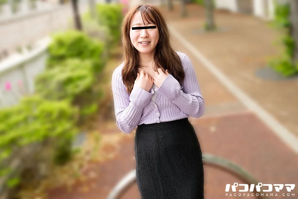 奥さん、今はいてる下着を買い取らせて下さい！~謝礼上乗せ即金交渉で性欲暴走した人妻~-1