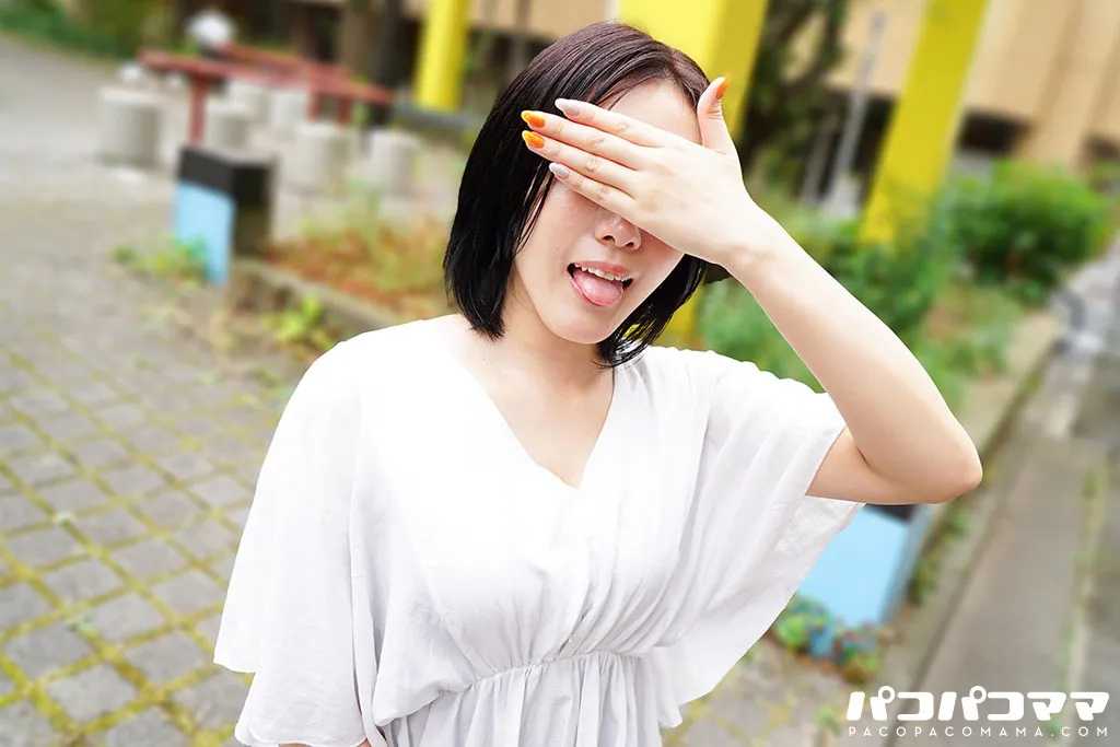 ごっくんする人妻たち137 ~初めての3Pで連続精飲！~ -3