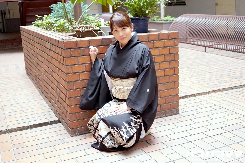 ふしだらな和服妻と淫蜜-3