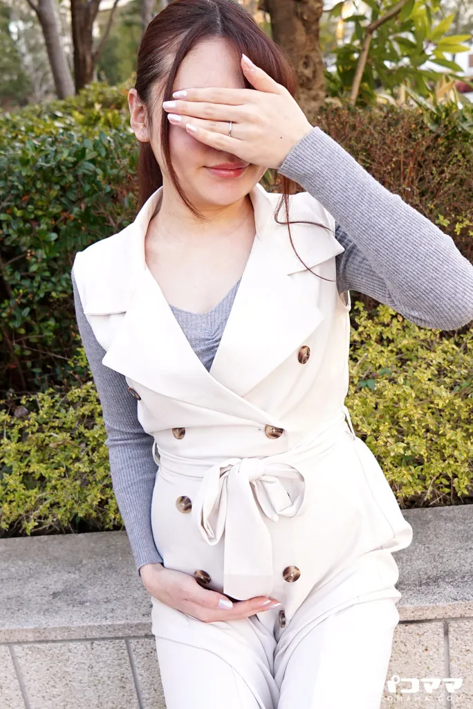 玄関先でスッポンポン 30 ～ボテ腹で誘惑即ハメ～-2