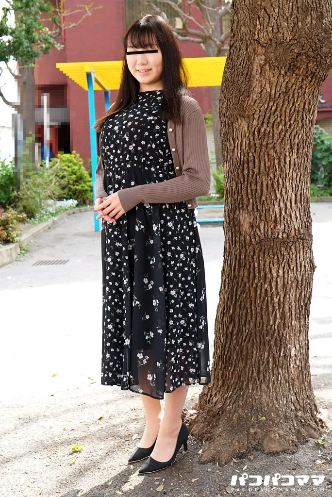 奥さん、今はいてる下着を買い取らせて下さい！〜マン汁がしっとり染みたT-バック〜-3