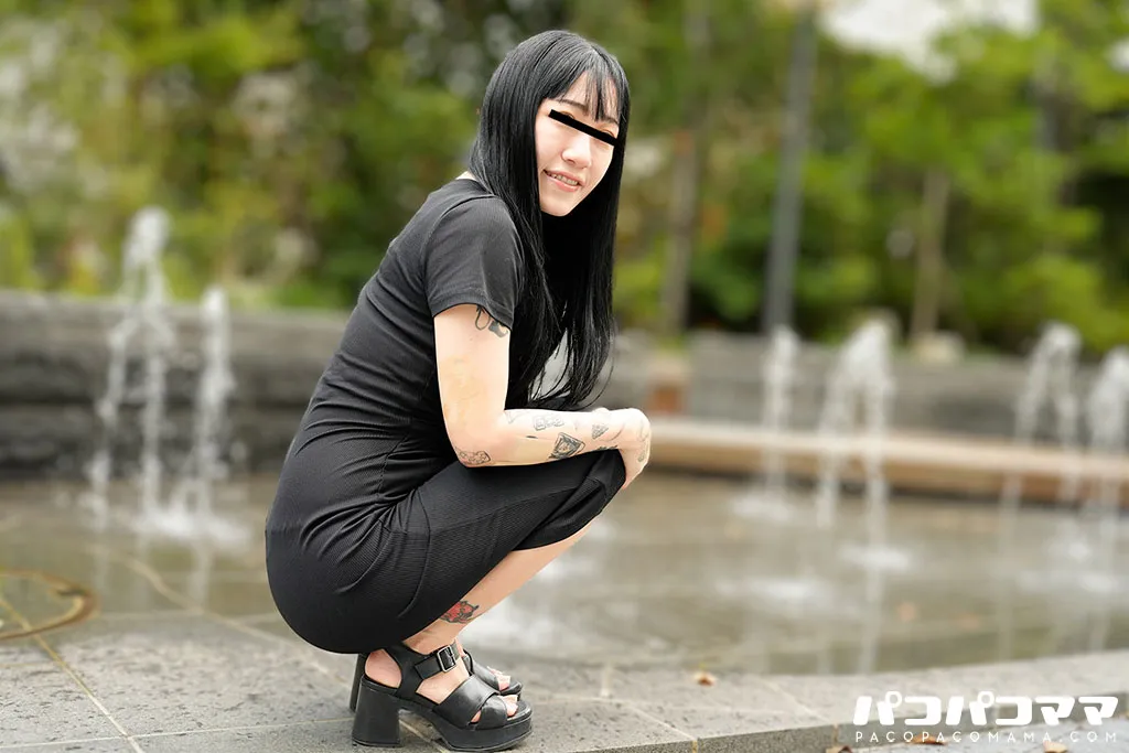 尻穴にもチンポを欲するタトゥーだらけの欲張り妻-3