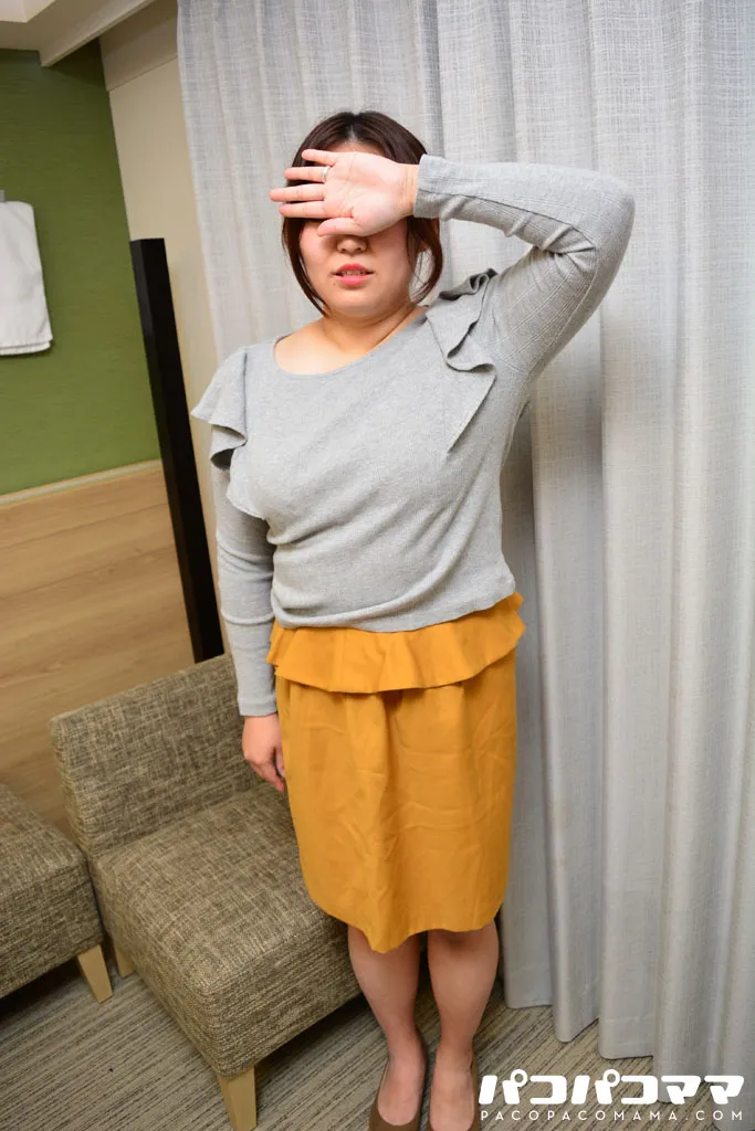 熟女のチングリ返しアナルペロペロ 田中桃子-1