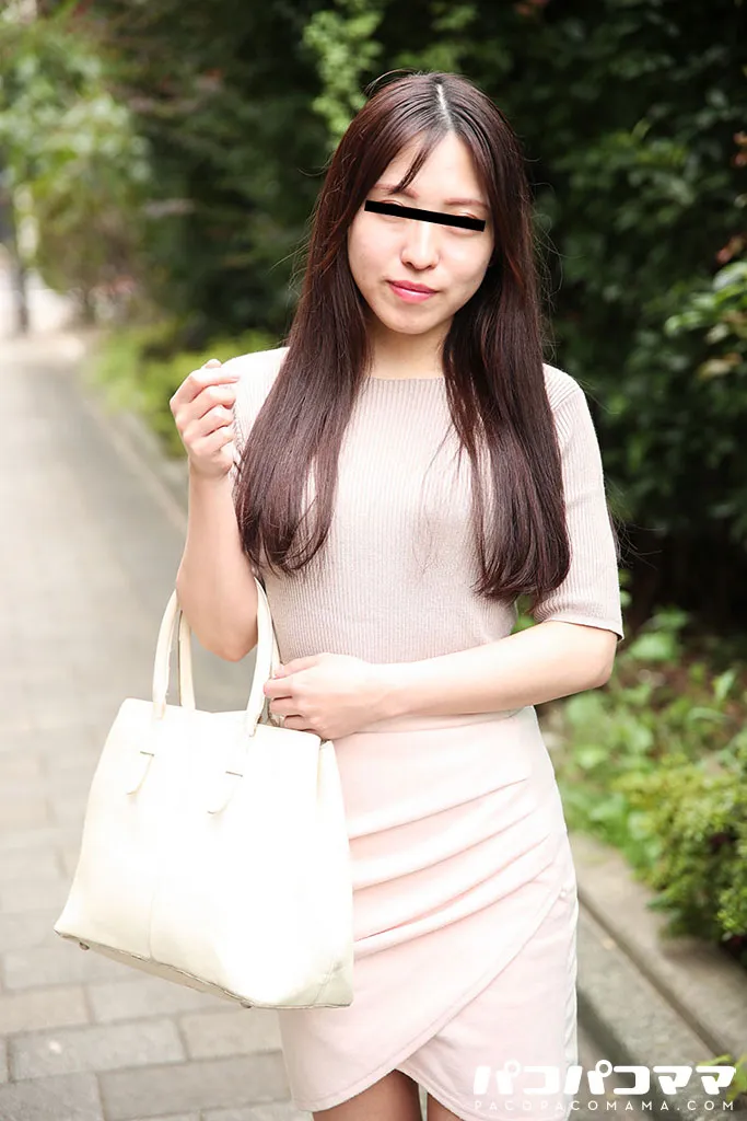 奥さん、今はいてる下着を買い取らせて下さい！~一見お硬そうで実はエッチ好きな人妻~-2