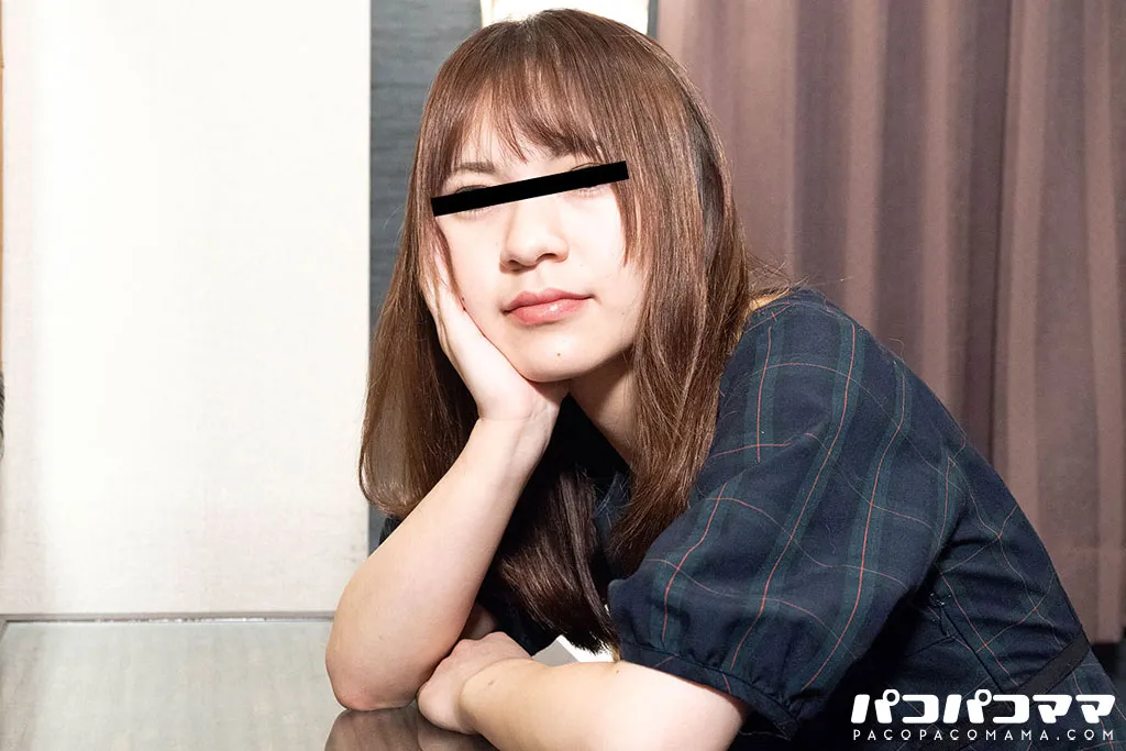 お漏らしおばさん 〜立小便する魅力あふれる熟女たち～-1