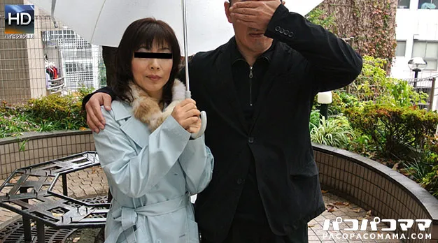 人妻投稿映像 〜旦那の目の前でハメられる変態美人妻〜