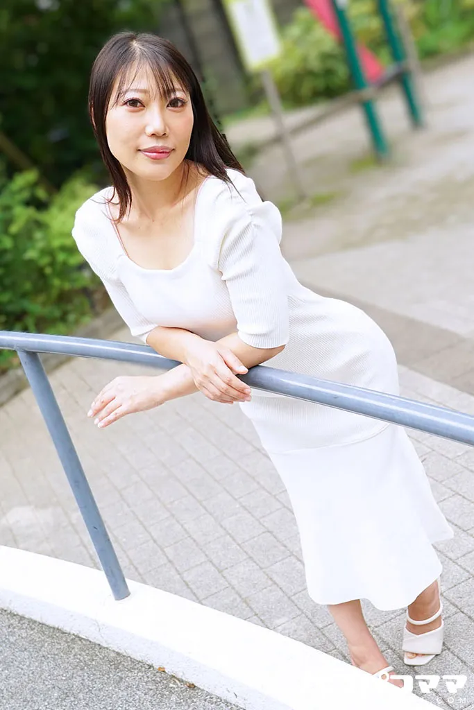 出会い系アプリで知り合ったド変態美熟女-1