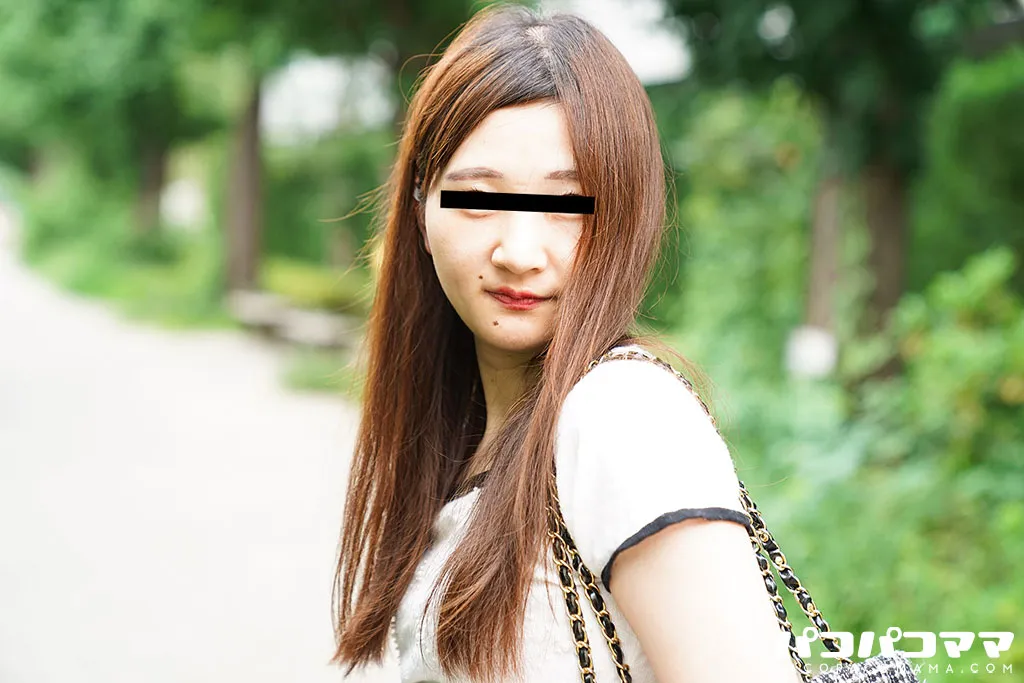 奥さん、今はいてる下着を買い取らせて下さい！~お金が欲しい若妻のマン汁が染み込んだT-バック~-2