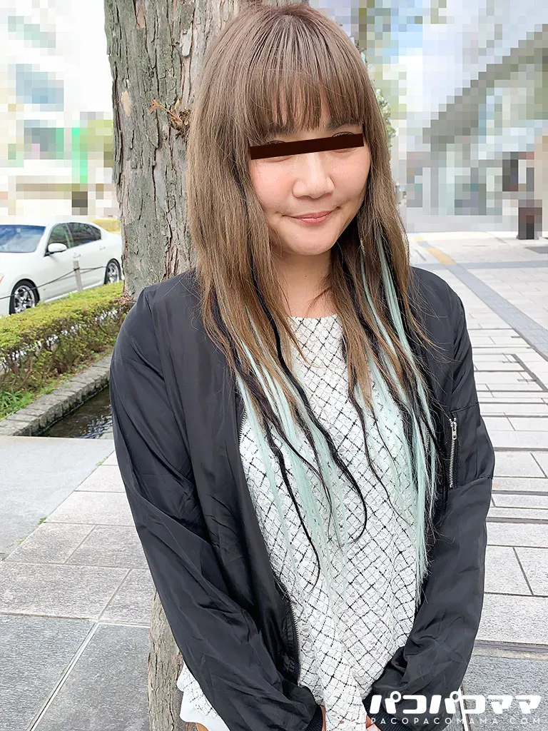  奥さん、今はいてる下着を買い取らせて下さい！〜タトゥーが映える下着を付けた美人妻～-1