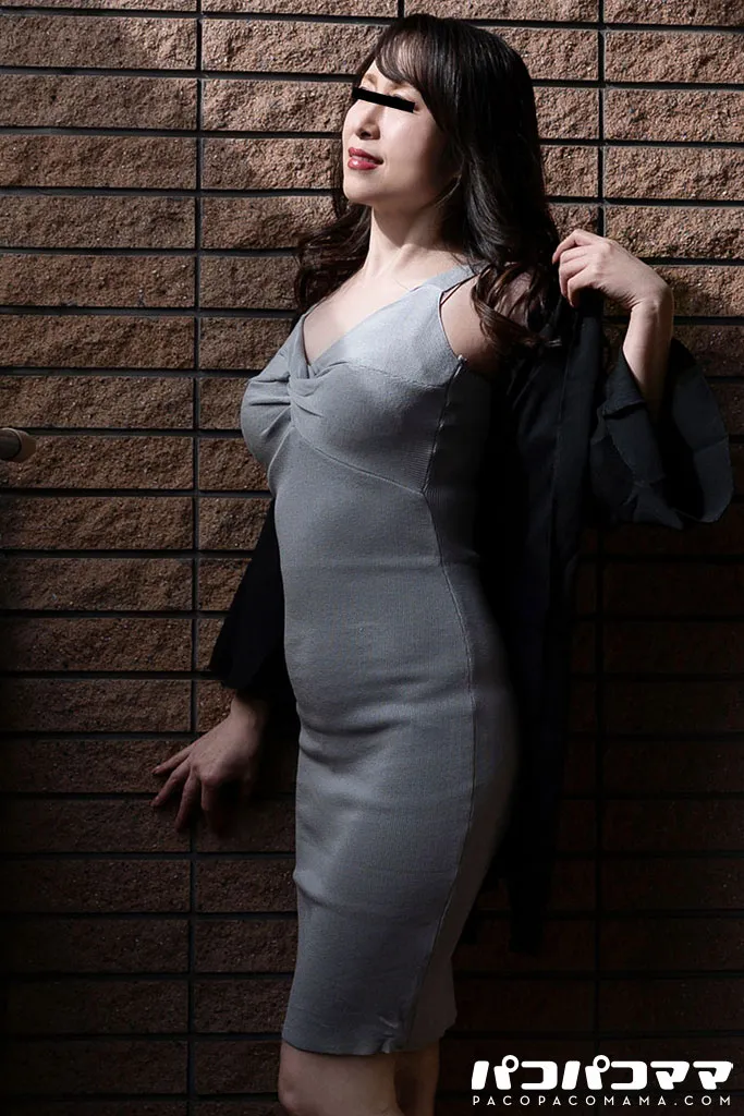 脳天まで届く熟女の卑猥な接写アングルSEX-1