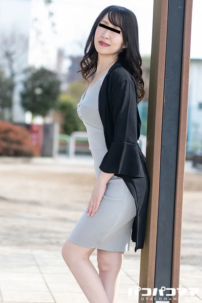 脳天まで届く熟女の卑猥な接写アングルSEX-2