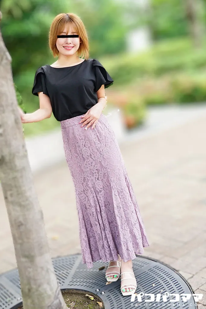 男を惑わすあざと可愛い人妻をとことんやりまくる-1