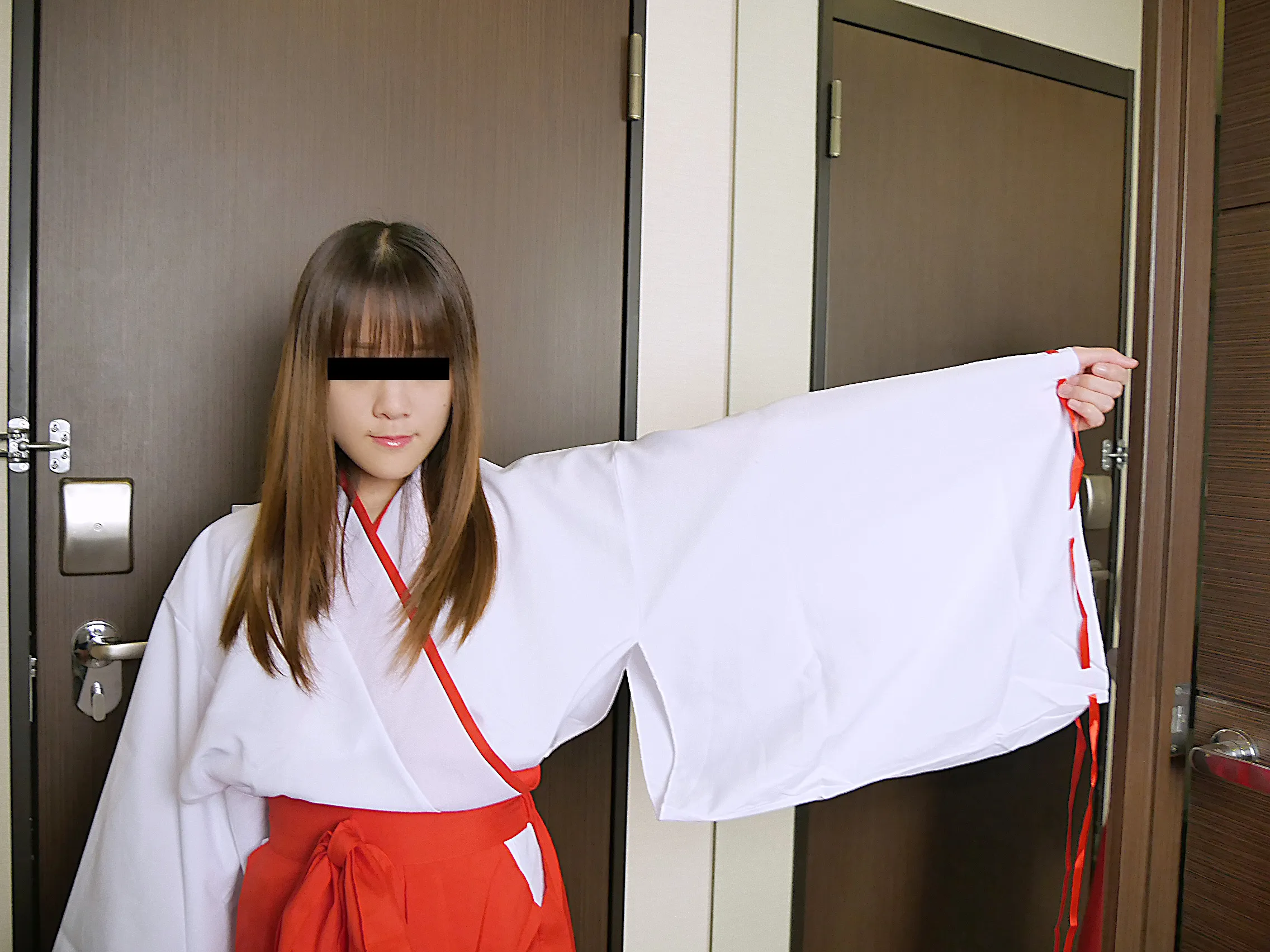 新年あけましておめでとうございます、肉棒破魔矢のお清めにきました-1