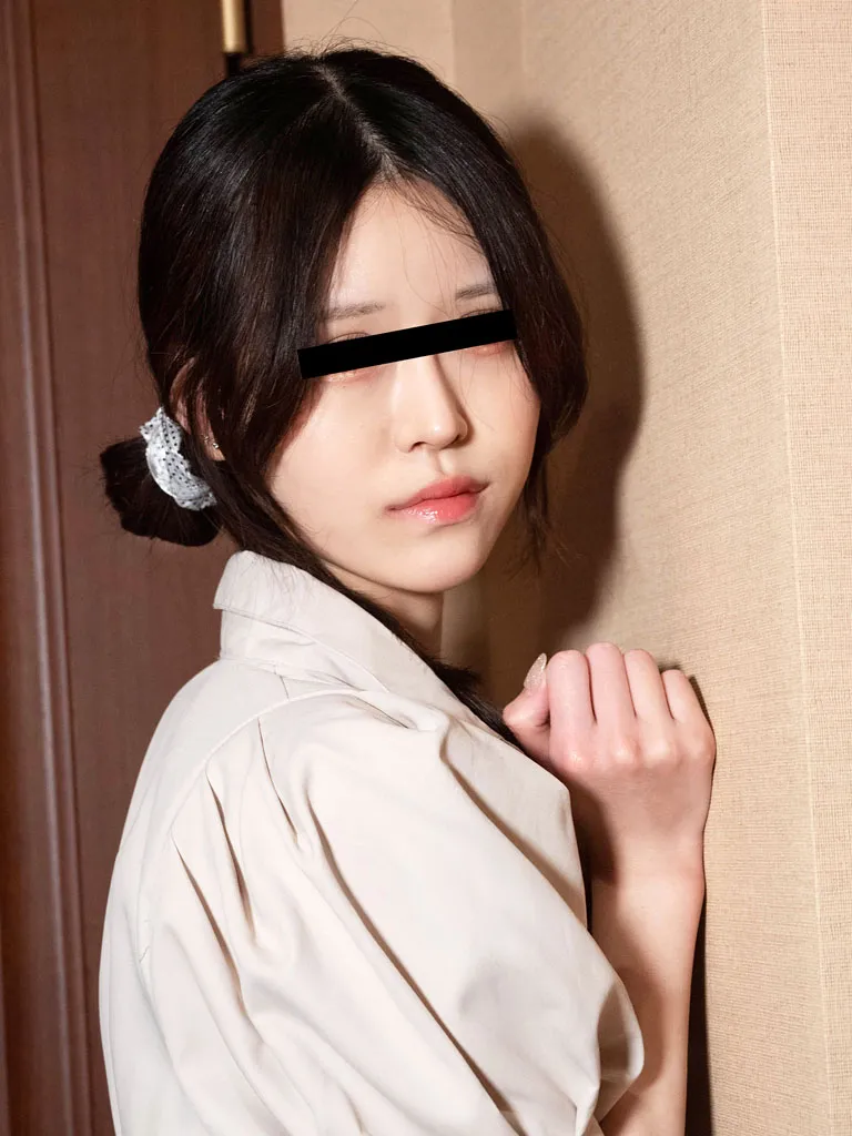 すっぴん素人 ～素顔のままでも綺麗な極細スレンダー娘～-1