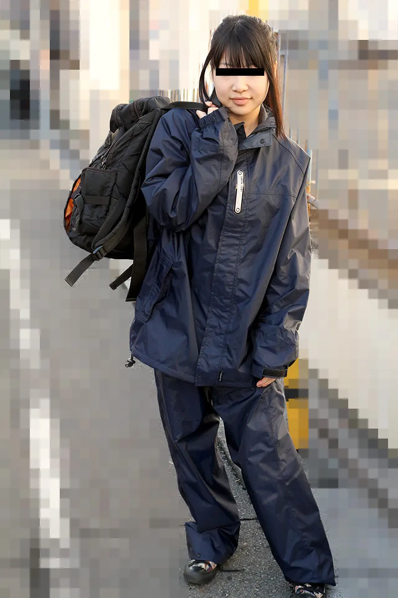 路地裏で寝ているバックパッカー女子をナンパしてみました-2