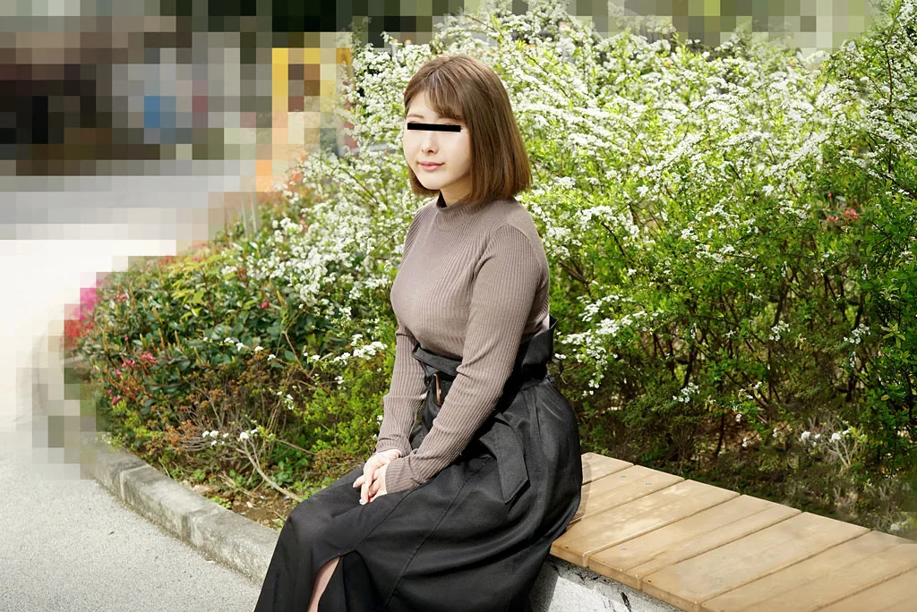 Hカップのおっぱいが今でも急成長し続けている素人娘をゲットしました-2