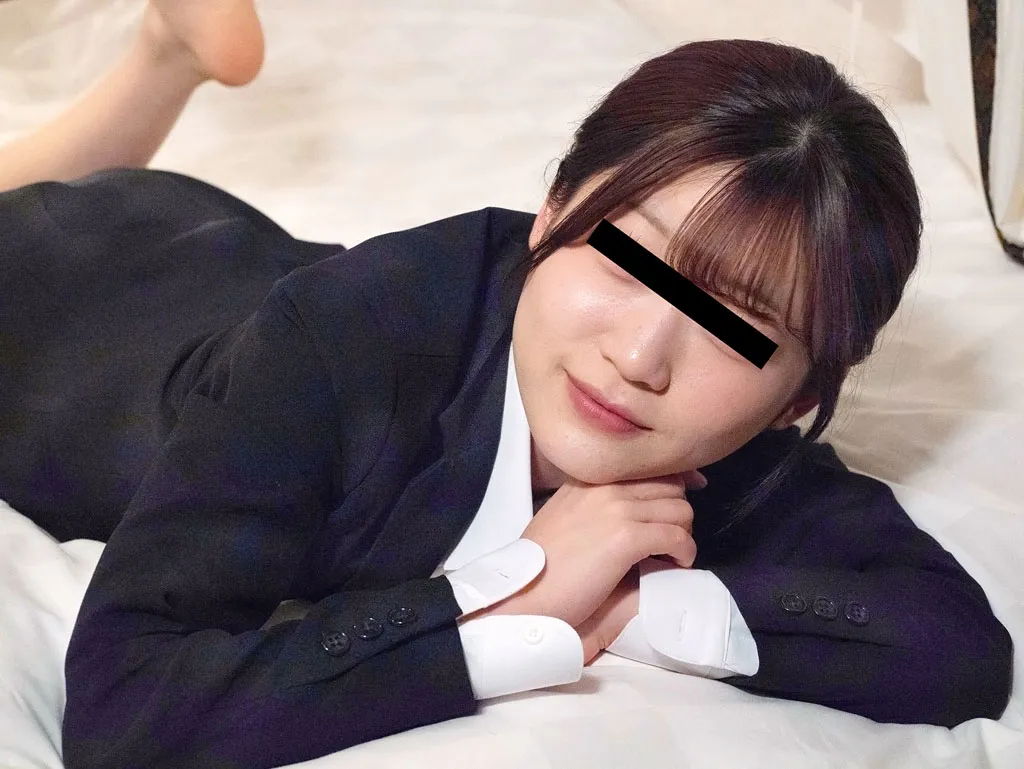 ちっちゃ可愛い就職活動女子大生に生中出し面接-1