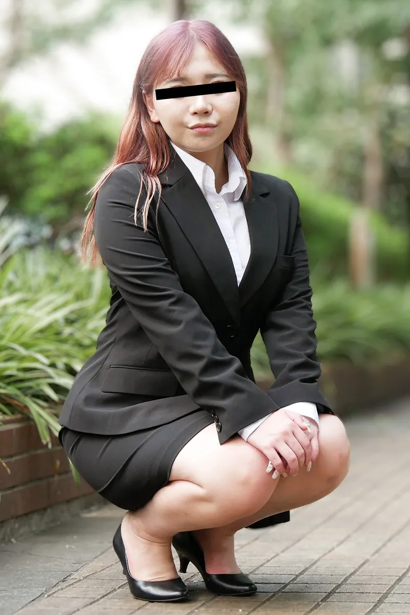 「何でもやります！」就職活動中の女子大生の中出し面接！-2