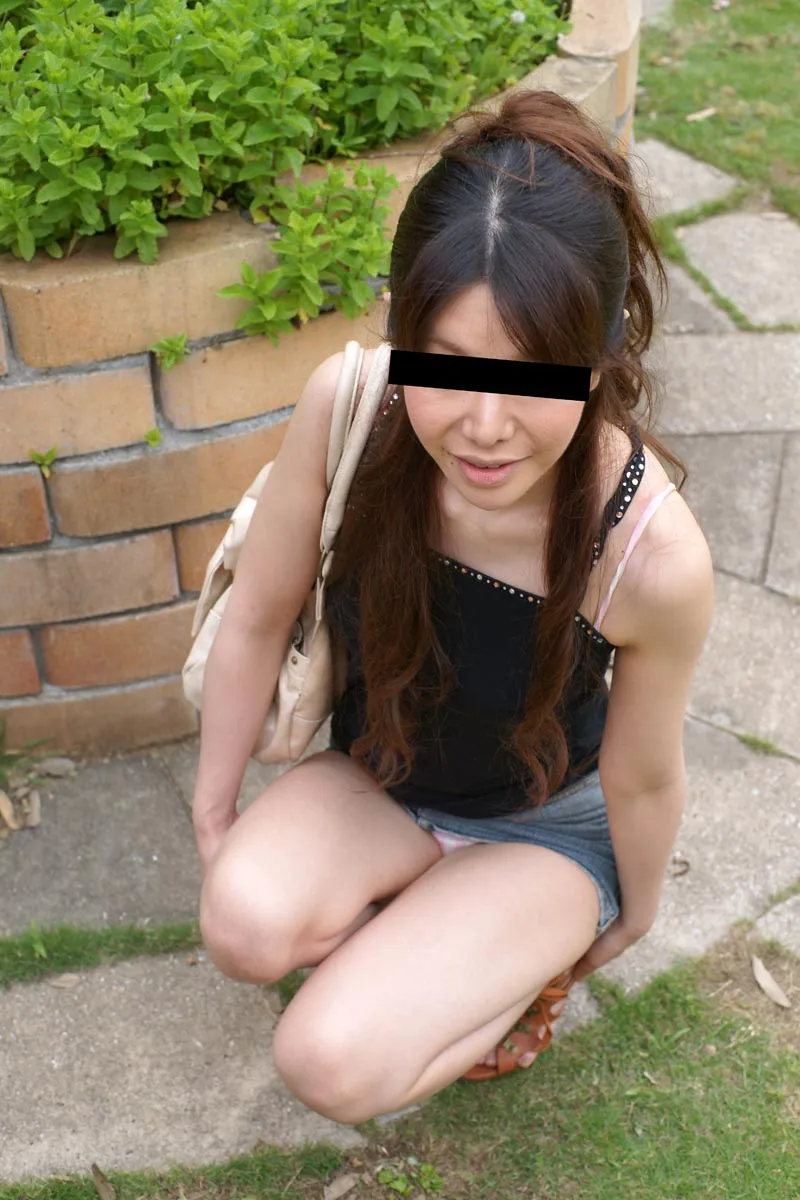 可愛い犬をダシに色白スレンダー美人をナンパでゲット！-1