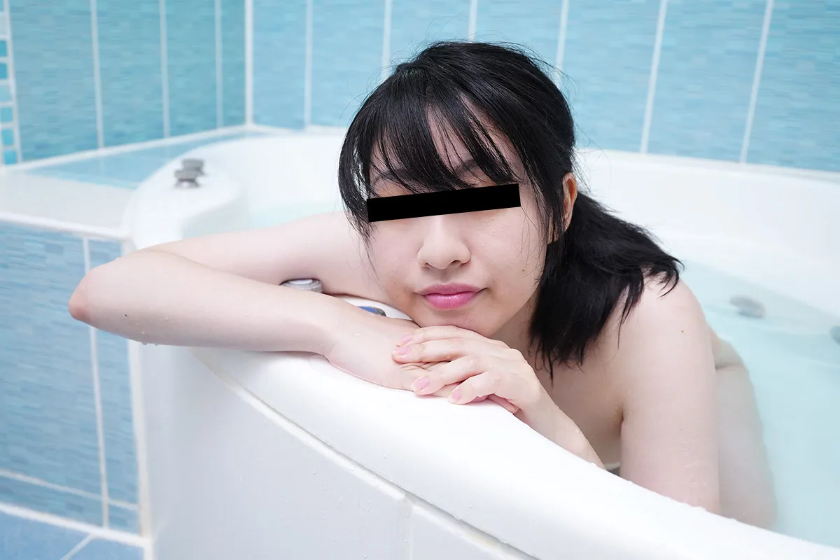 密着混浴！お風呂の中で生ハメセックス-1