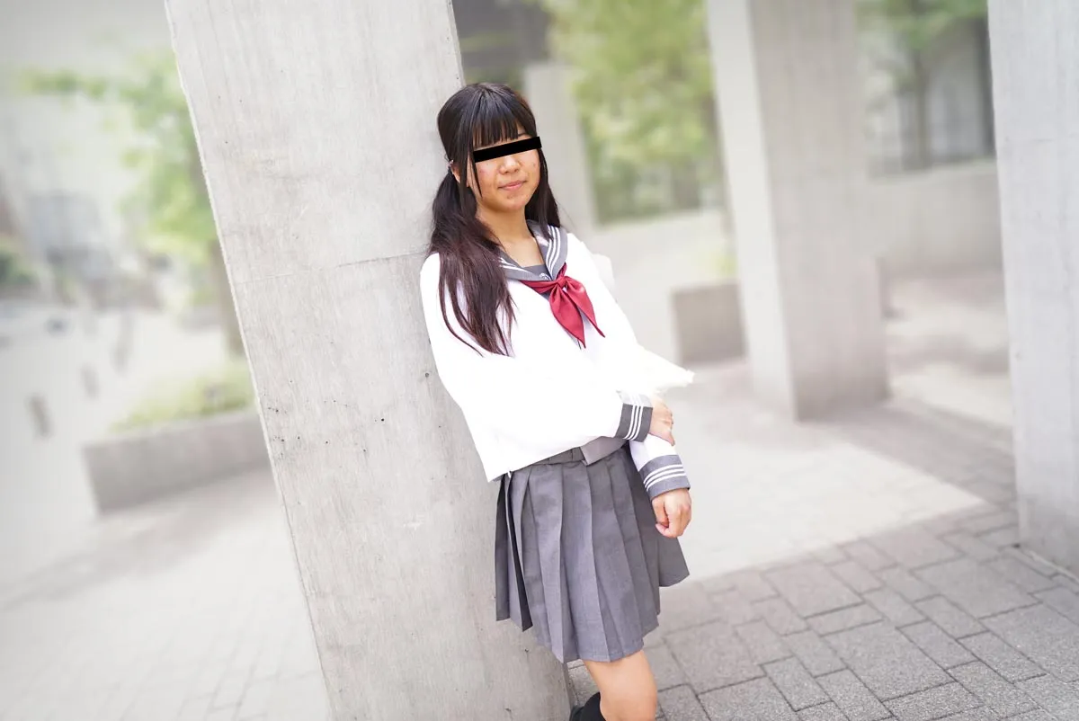 制服時代 ～あどけない表情がたまらない華奢な女の子～-1