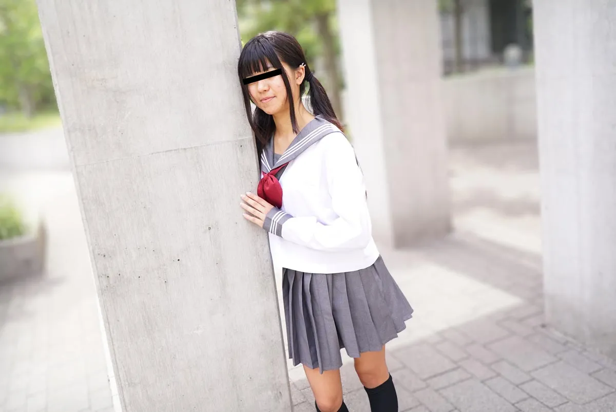 制服時代 ～あどけない表情がたまらない華奢な女の子～-2