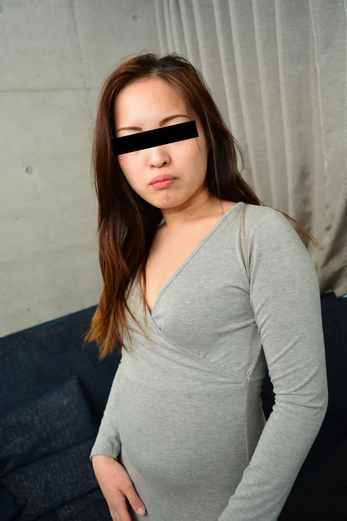 ロリぽちゃボディにスケスケの超マイクロビキニで中出し撮影会		-2