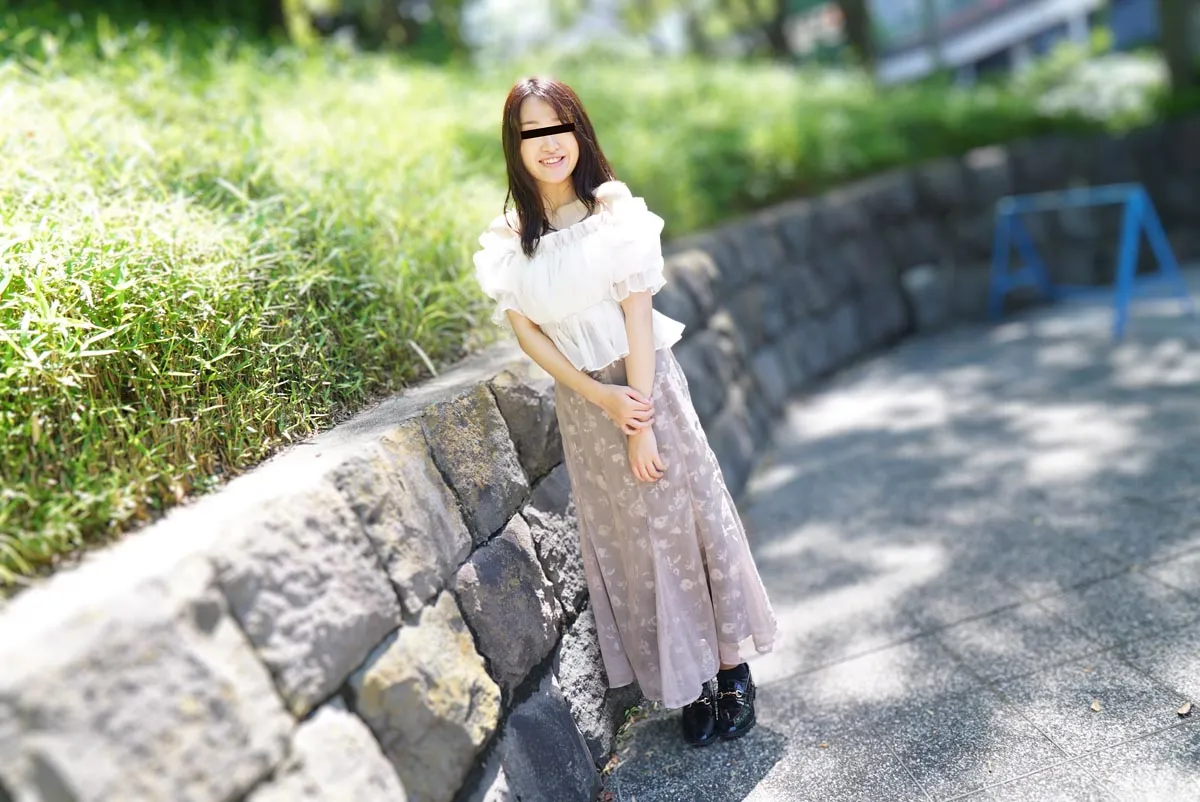 ガッ尻 ～鎖骨がキレイな天然むすめの初アナルは大成功！～-1